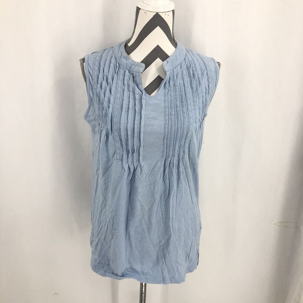 Fresh Light Blue Pleated V Neck Sleeveless Tank Top Medium
